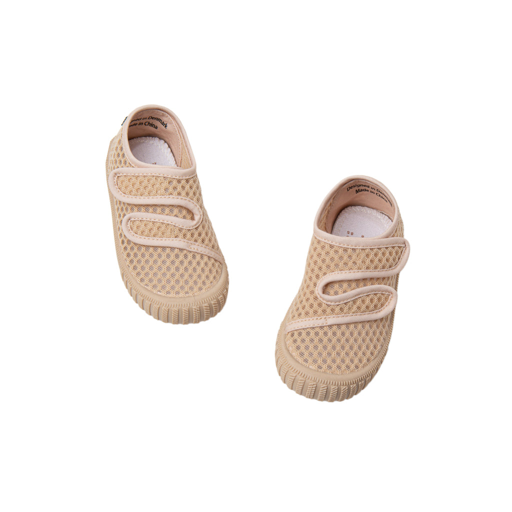 Scarpe da gioco traspiranti, Play Shoes Sand| Grech & Co.