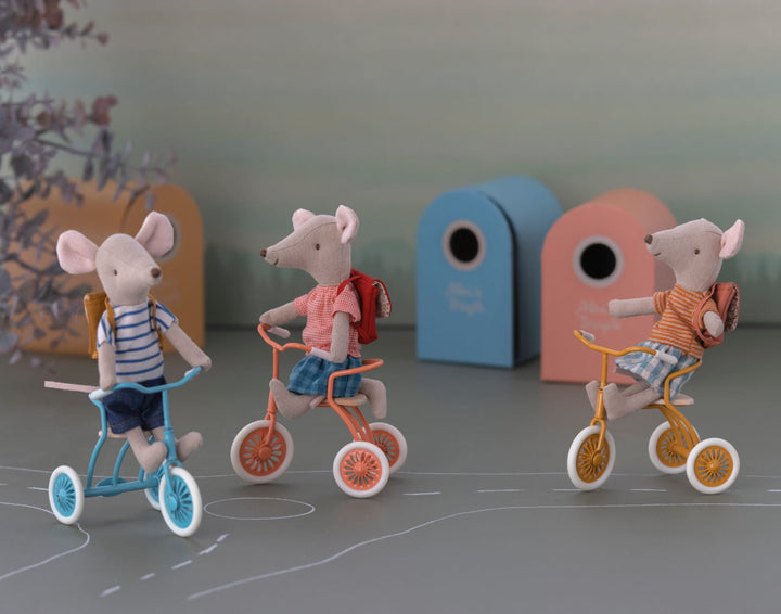 Maileg | Topo Triciclo con borsa, Big sister mouse - Abri à tricycle!