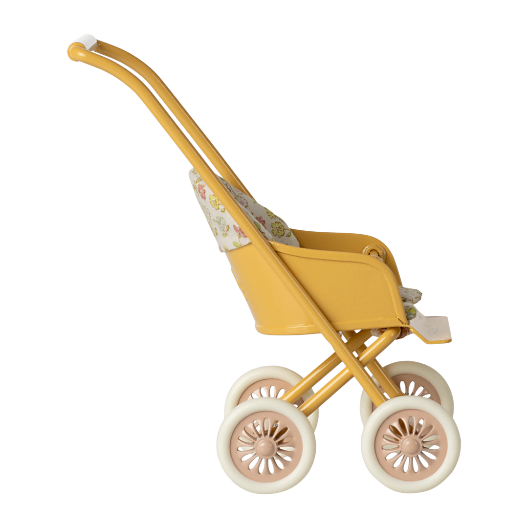 Passeggino giallo, Micro