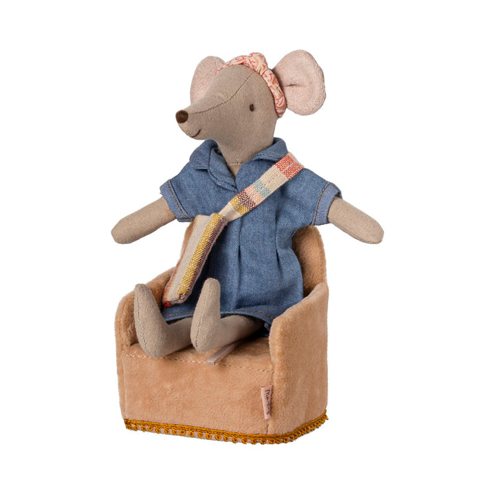 Powder armchair, Topo