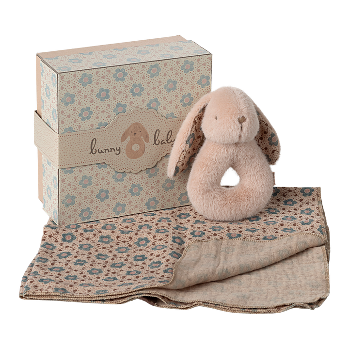 Rabbit Rattle and Muslin Set, Powder