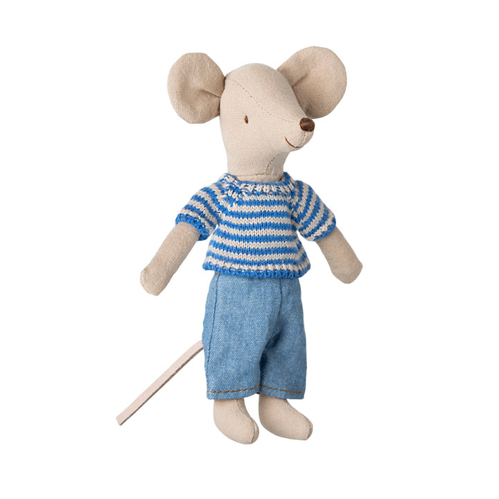 Clothes for big brother mouse, Sweater and jeans