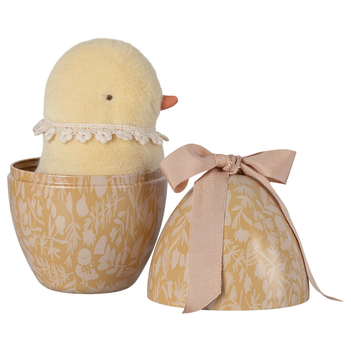 Easter egg with chick