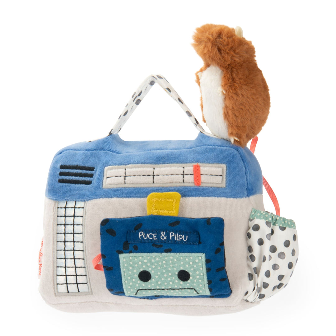 Music radio cassette