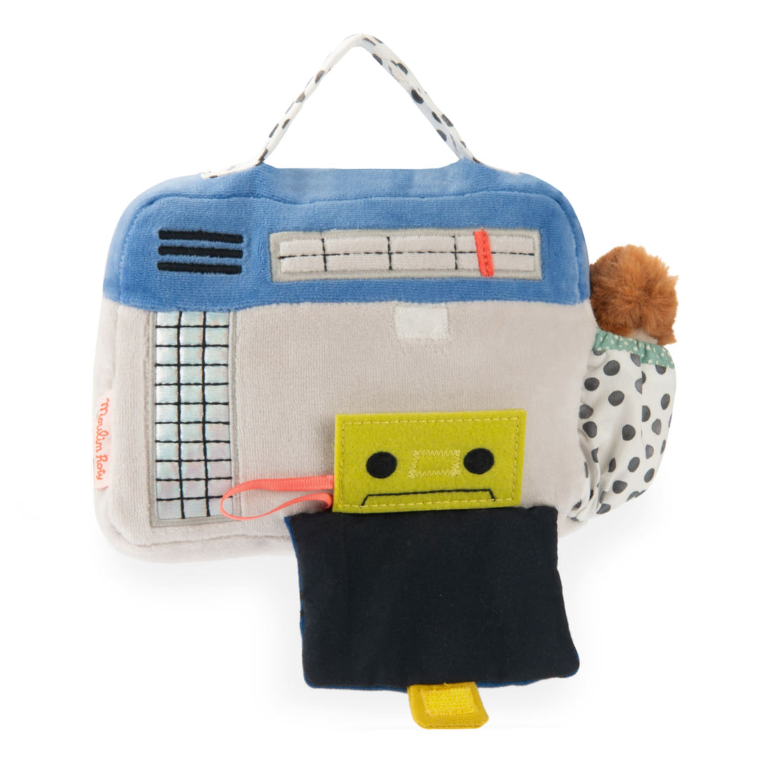 Music radio cassette