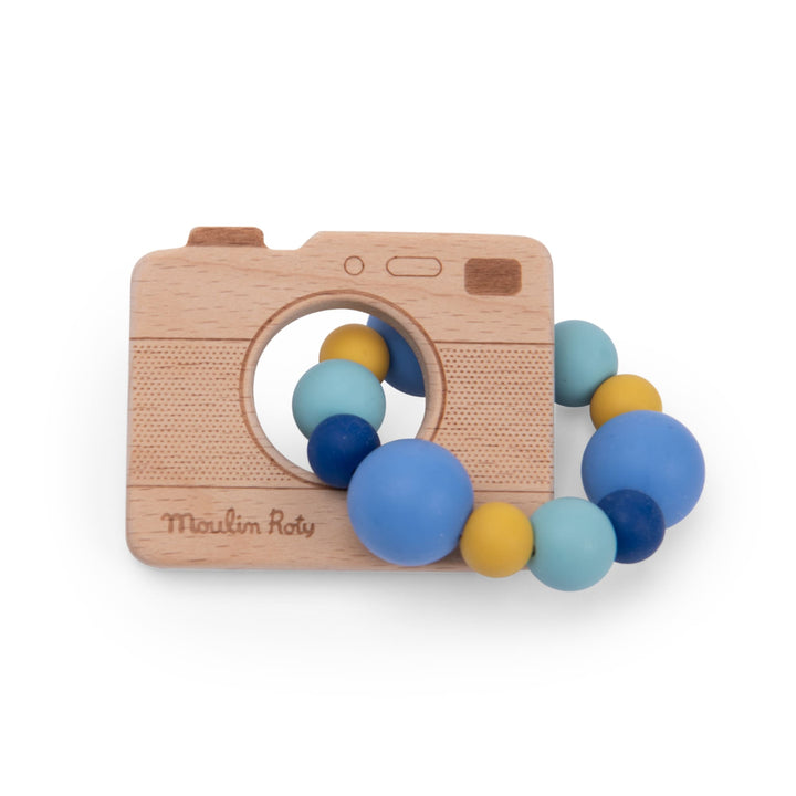 Wooden and silicone teething ring Camera