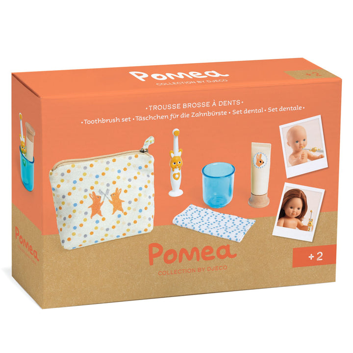 Toiletry bag for dolls