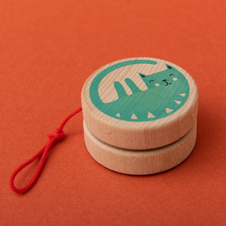 Wooden Yoyo Cat