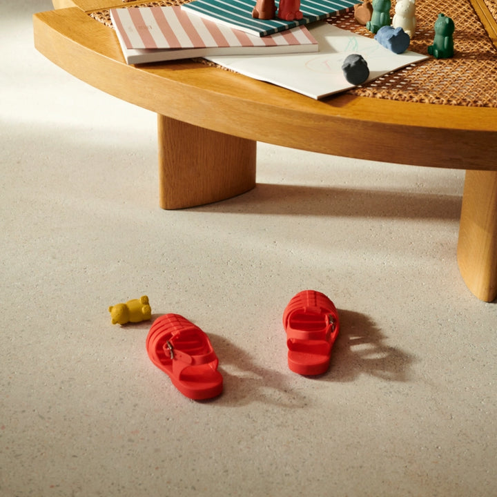 Sandali da spiaggia, morbidi e regolabili, Apple red | Liewood