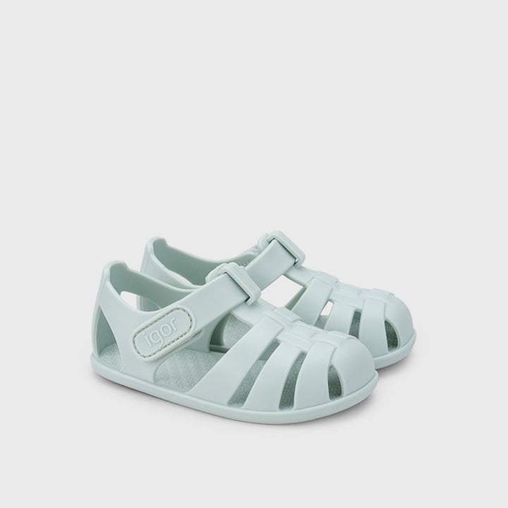 Sandali da spiaggia concetto barefoot, Menta