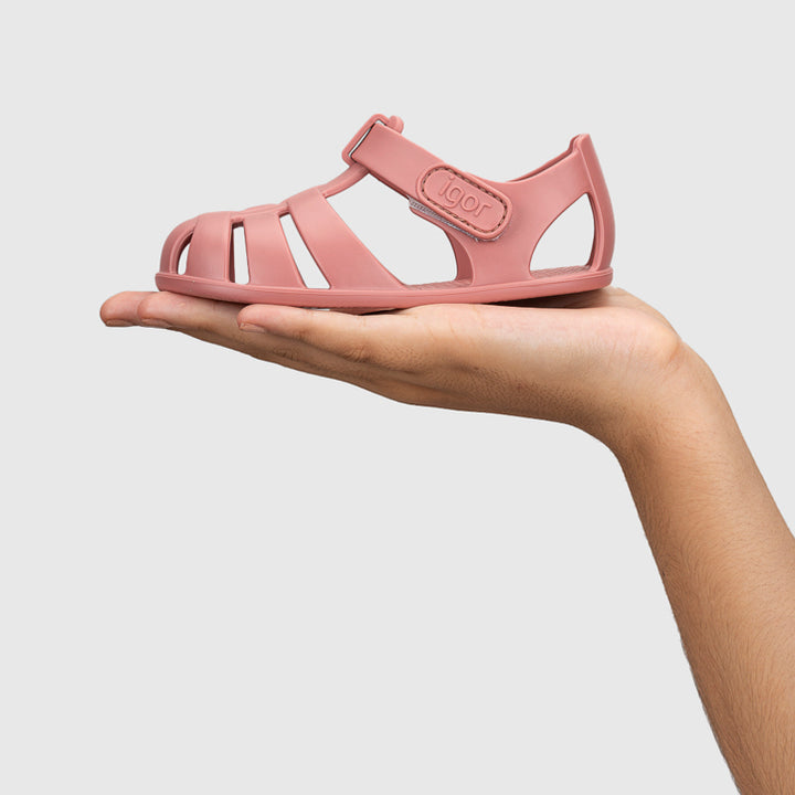 Barefoot concept beach sandals, Pink