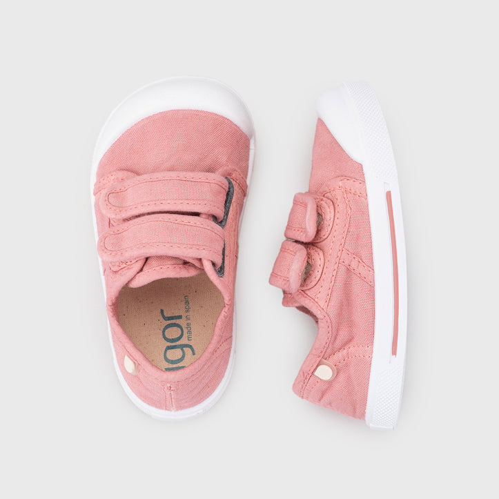 Scarpe in tela concetto barefoot, Rosa