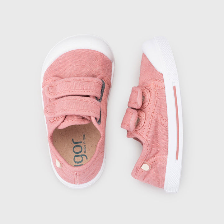 Scarpe in tela concetto barefoot, Rosa