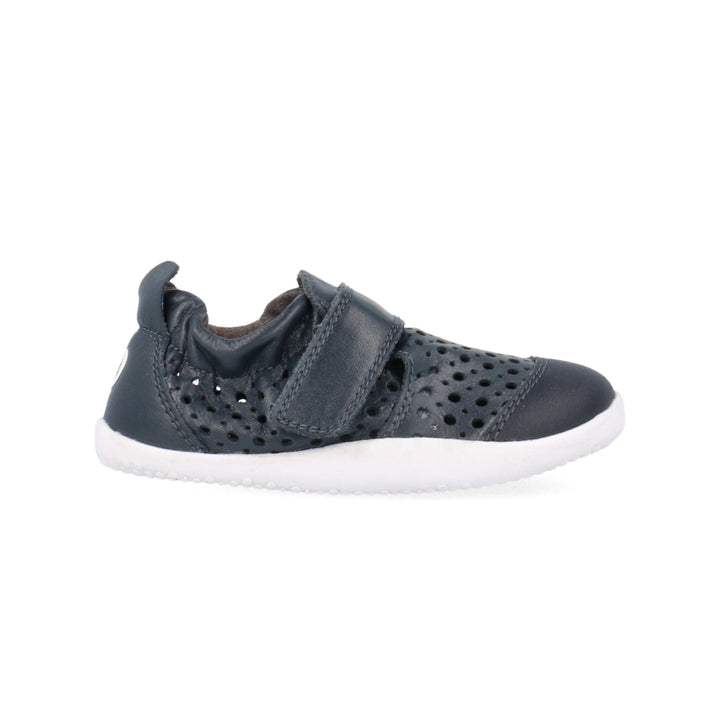 Scarpa in pelle Xplorer Go punch, Navy | Bobux