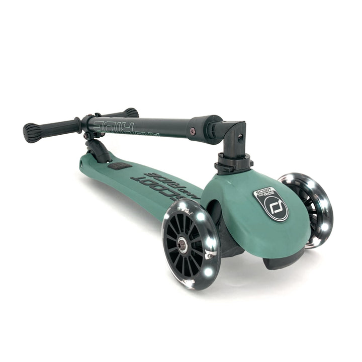 Highwaykick 3 Led Folding Scooter, Forest
