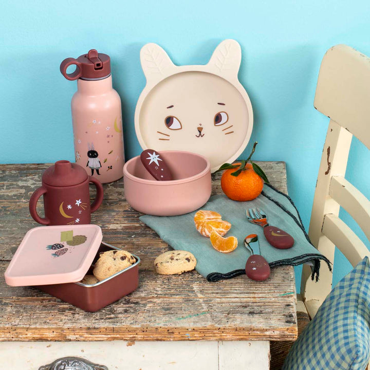 Silicone dinnerware set, Après la pluie