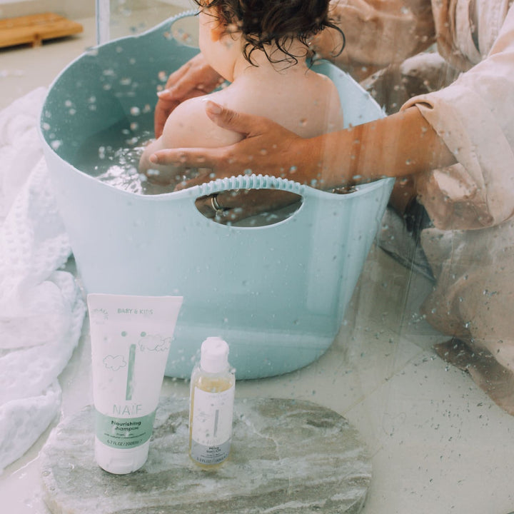 Naïf Olio Lattiginoso da Bagno Naturale per Neonati Milky Bath Oil
