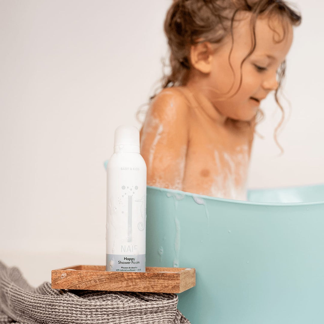 Naïf Mousse Doccia Naturale per bambini Happy Shower Foam