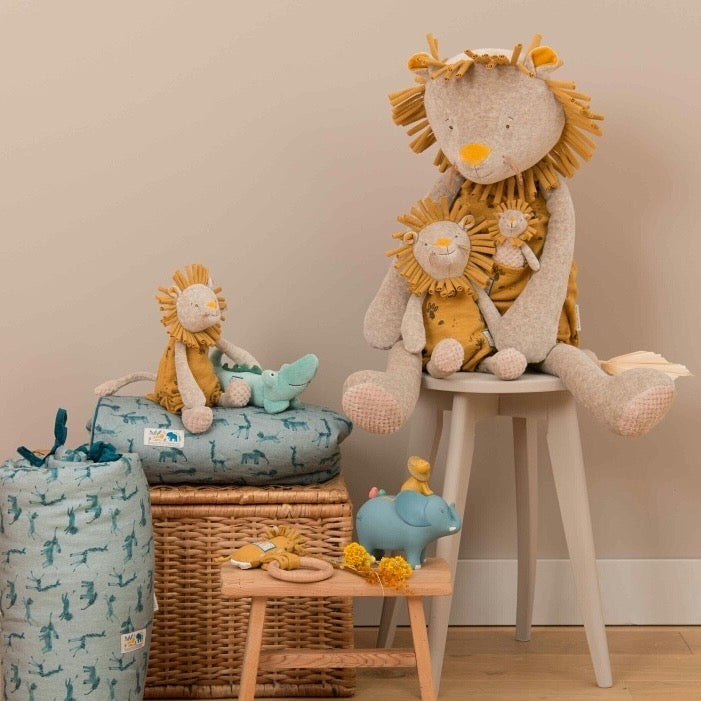Bebe con peluche new arrivals